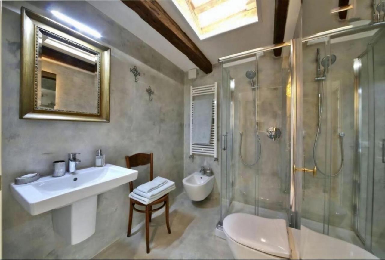 Apt Teatro Venesia Bagian luar foto